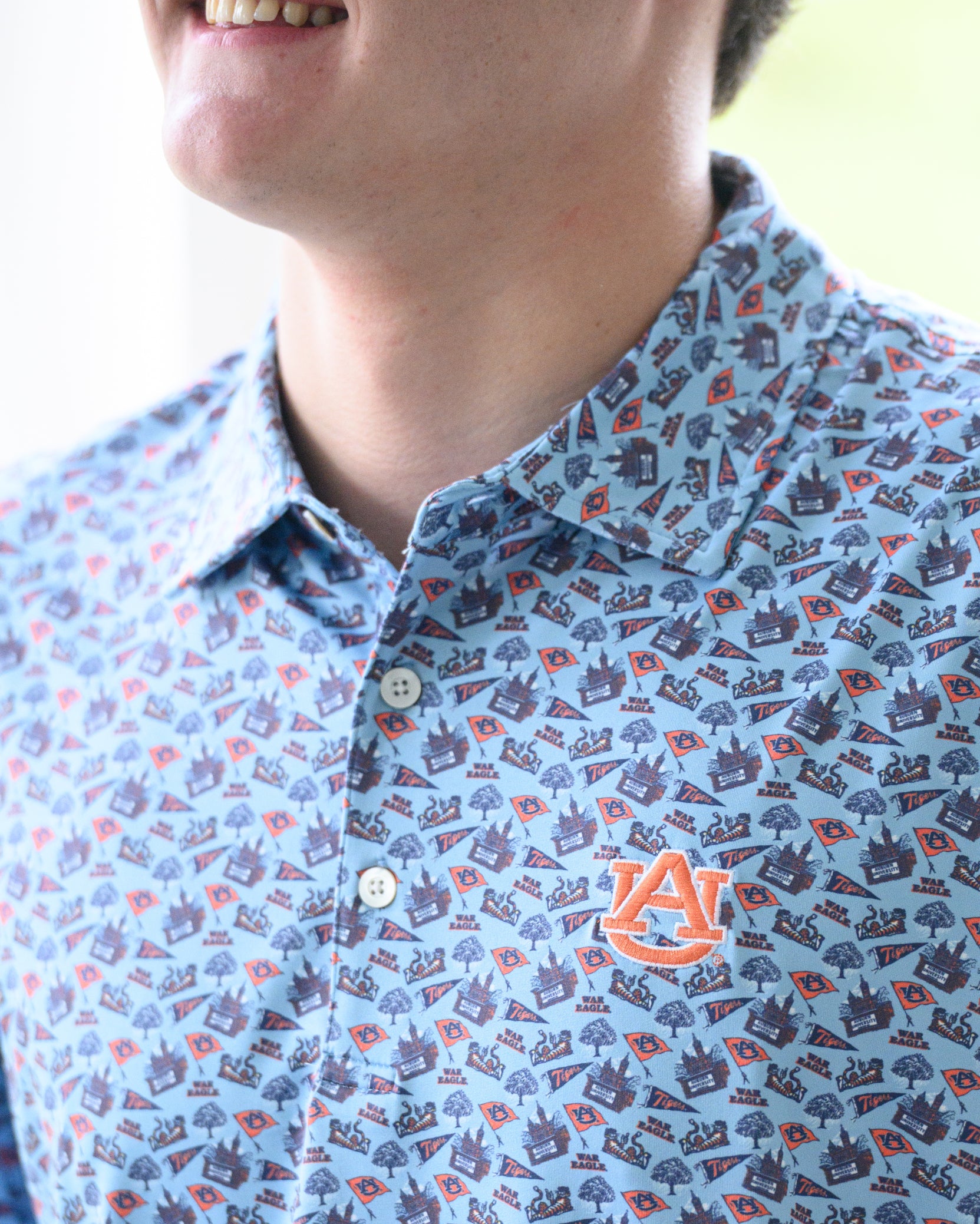 Auburn University Blue Men’s Patterned Polo with the AU Logo embroidery