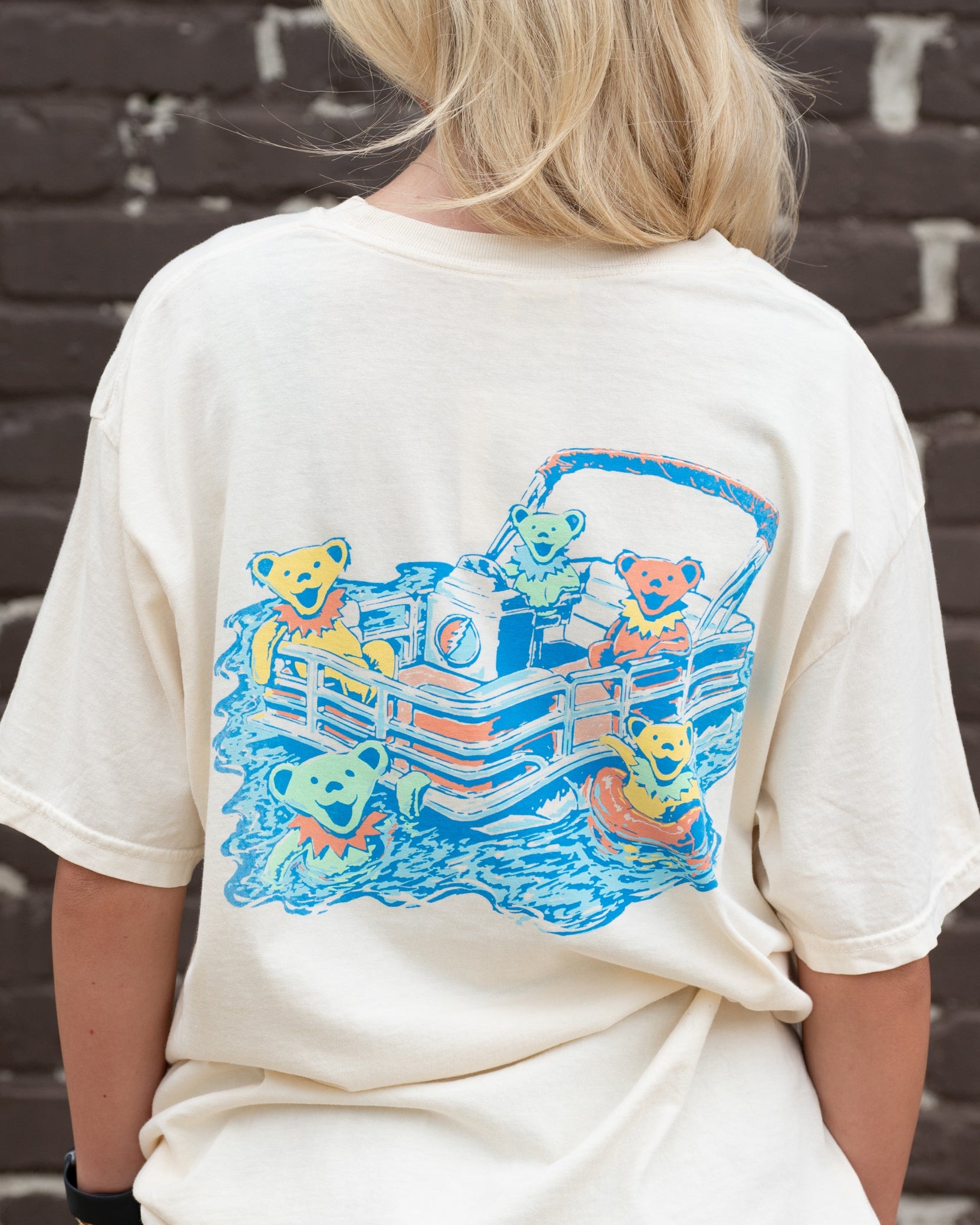 Ivory T-Shirt with Dancing Bears on the lake and in a pontoon boat with the Grateful Dead logo on it.