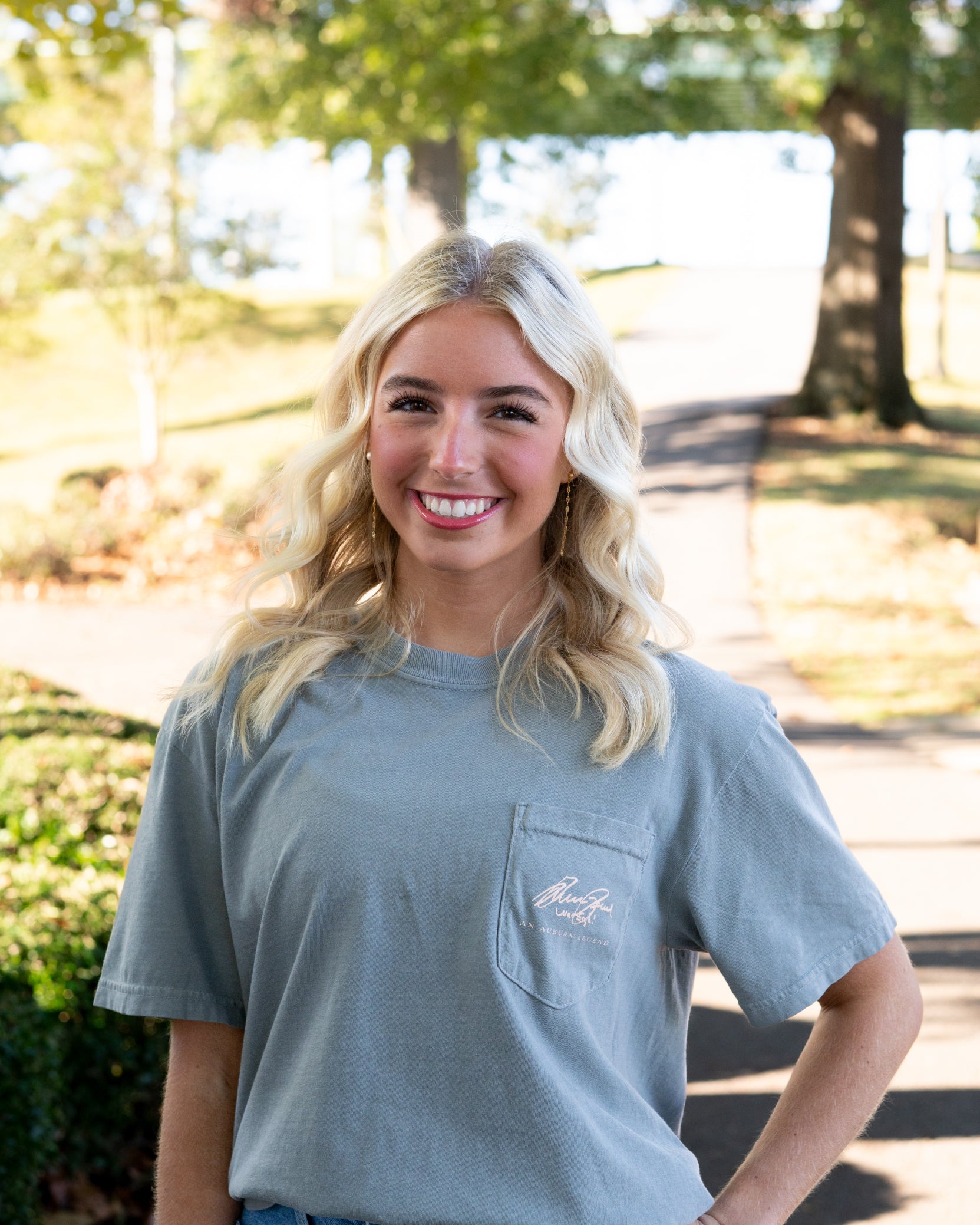 Auburn University Grey T-Shirt with an illustration of Bruce Pearl cheering above text “Thank You, Coach”