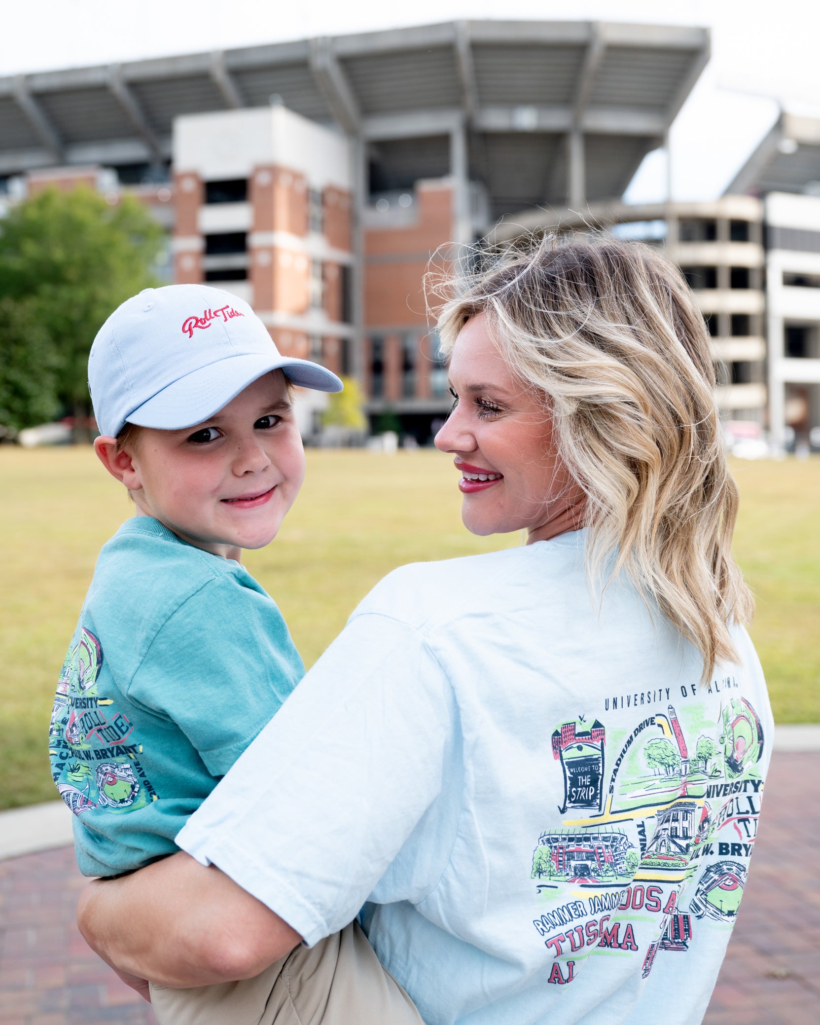 University of Alabama Tuscaloosa Chambray Comfort Colors Youth T-Shirt with a graphic map of The University of Alabama’s landmarks (Back)