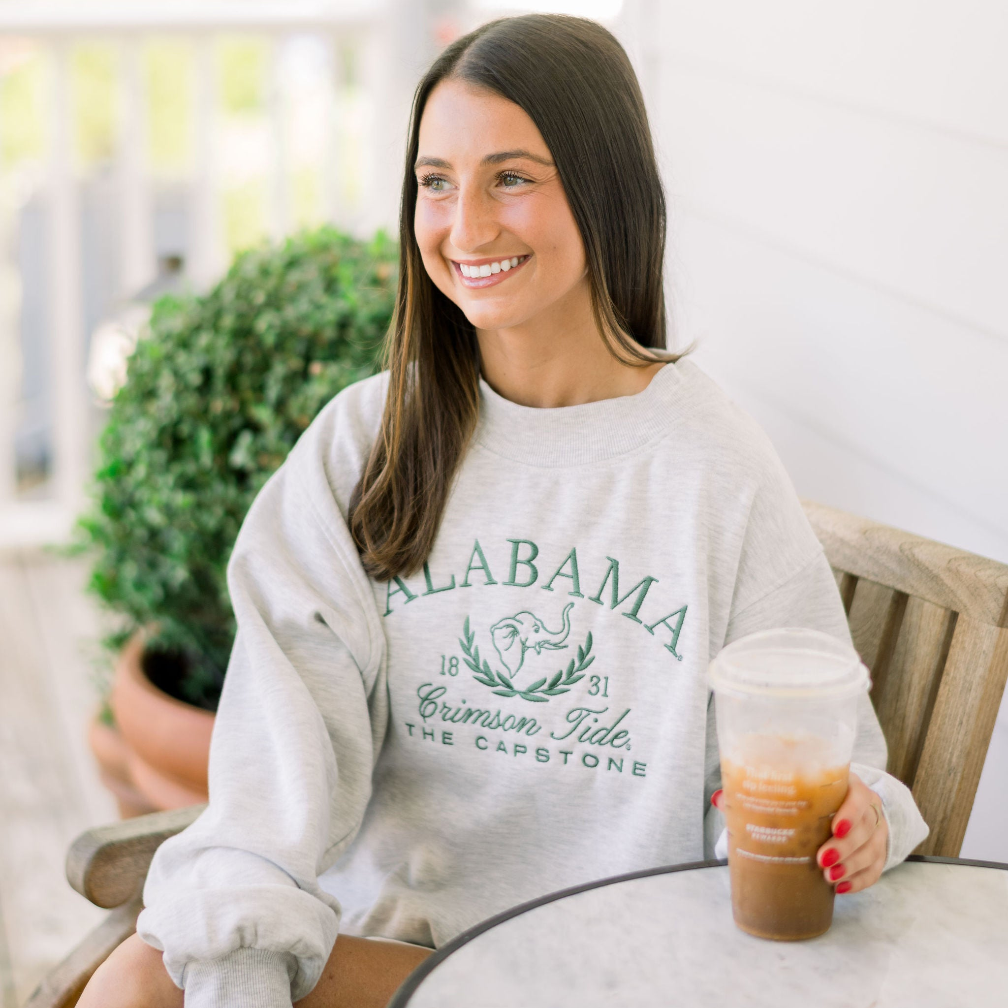 Sweatshirts & Fleece