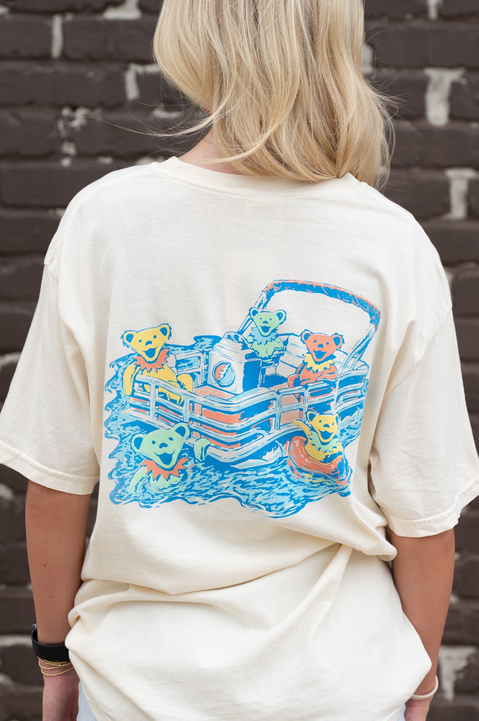 Ivory T-Shirt with Dancing Bears on the lake and in a pontoon boat with the Grateful Dead logo on it.