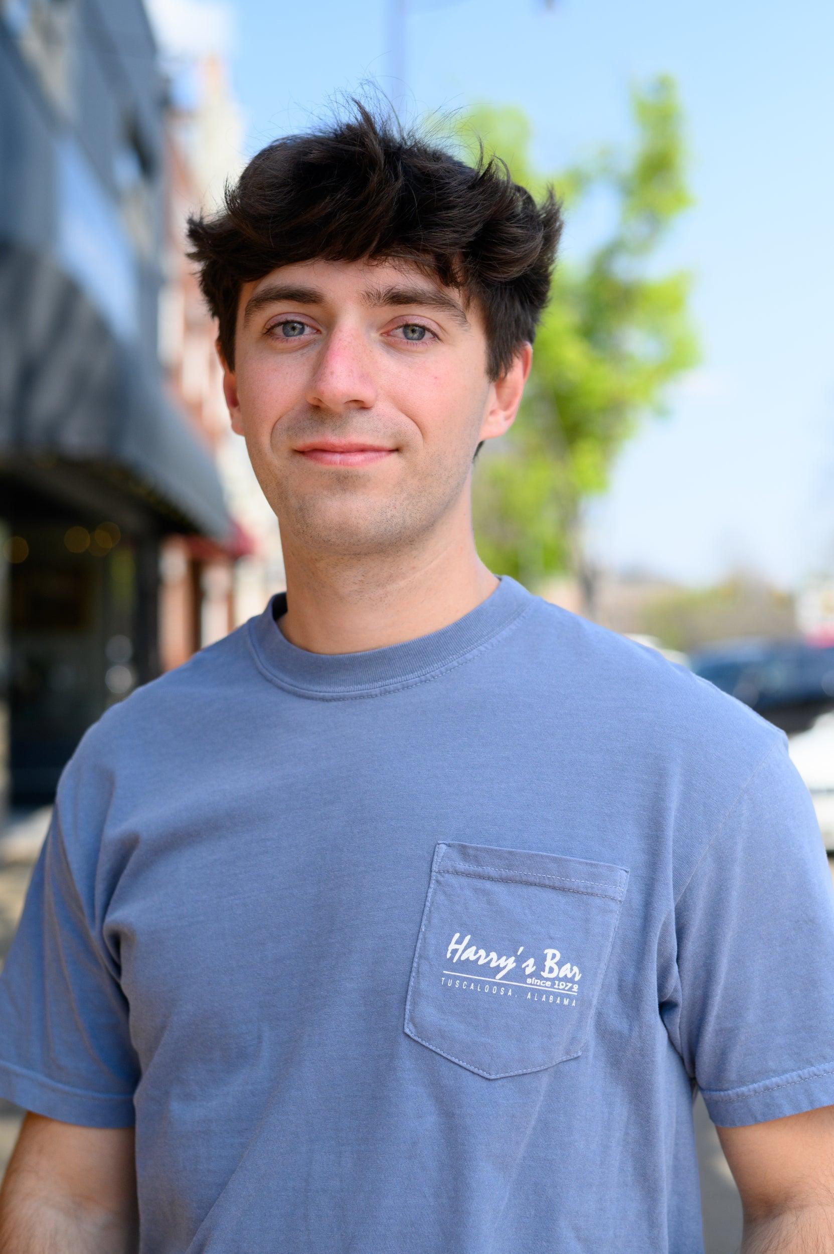 Front Pocket design with the “Harry’s Bar” logo