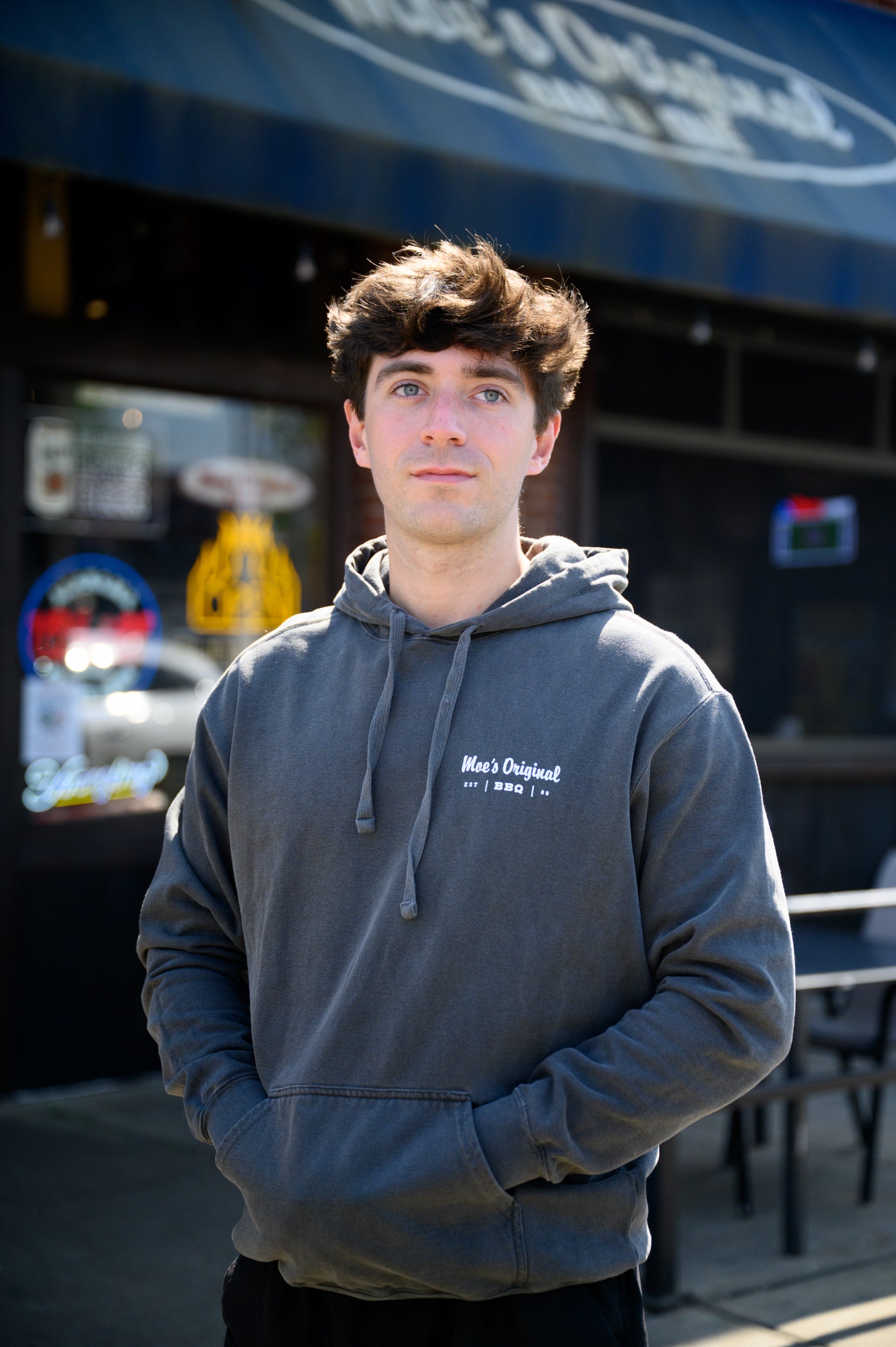 White “Moe’s BBQ” logo left chest design