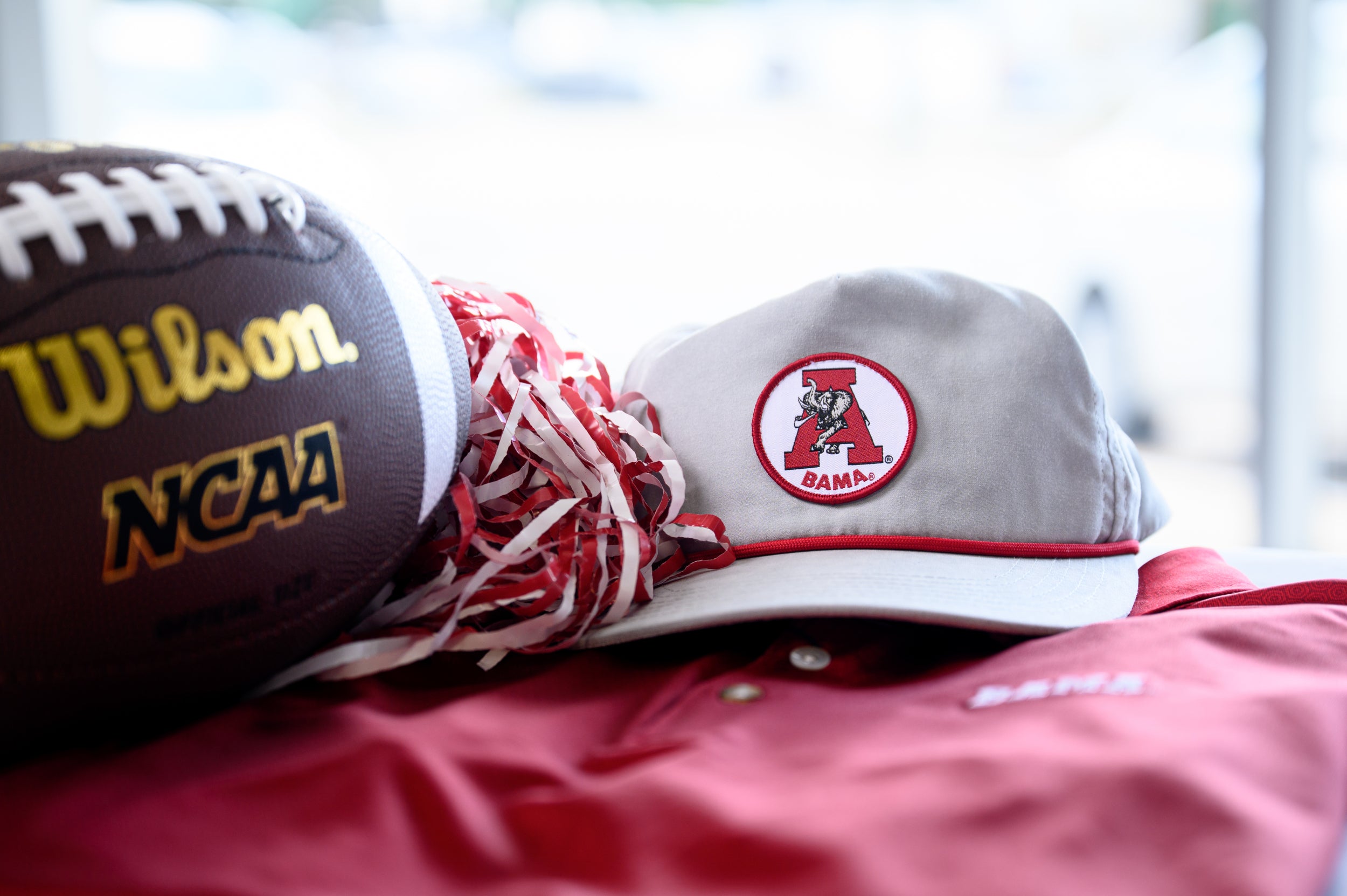 University of Alabama Light Grey Hat with a Red rope and a patch of the Vintage A Logo