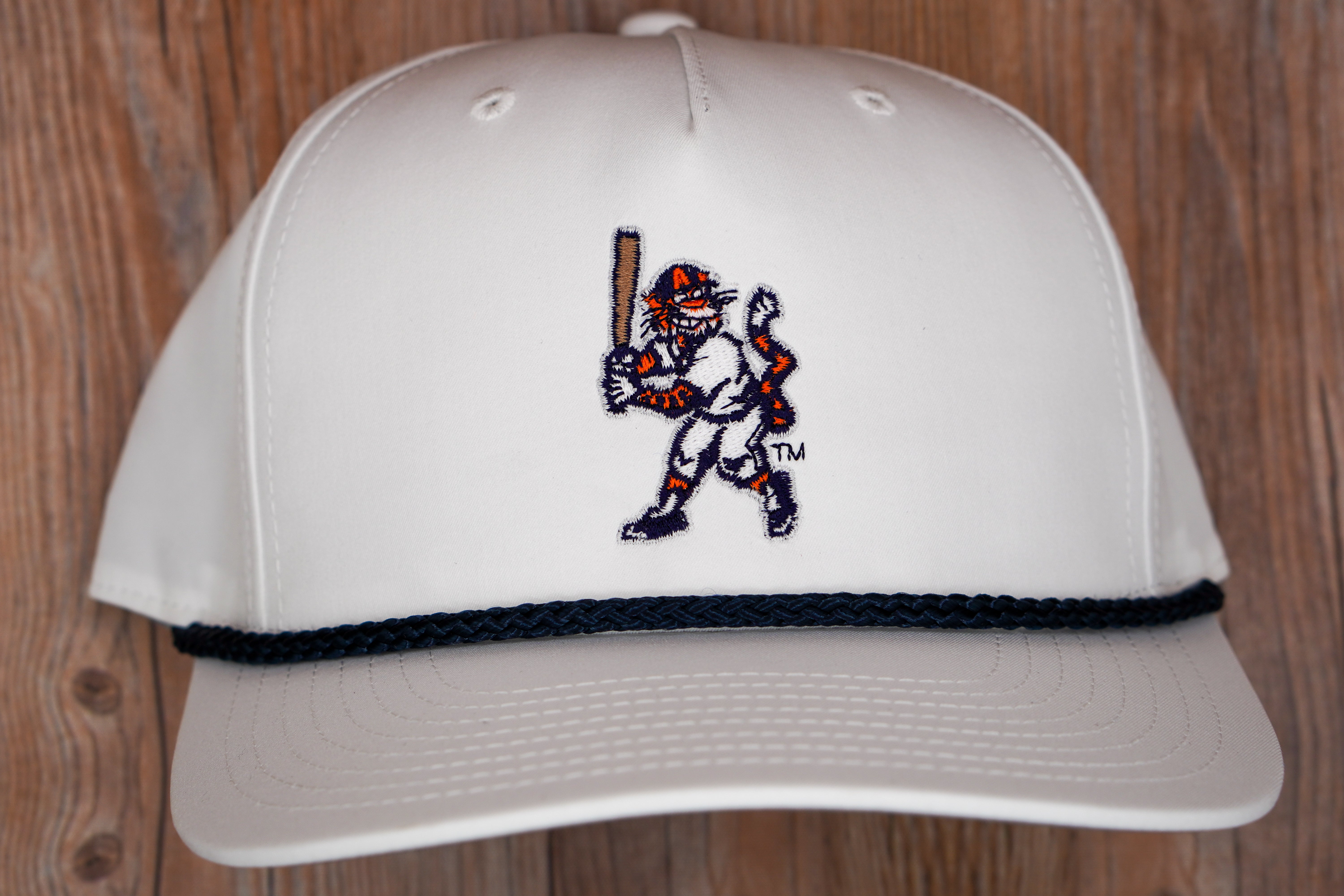 Auburn University White Hat with a Navy rope and Baseball Aubie embroidery