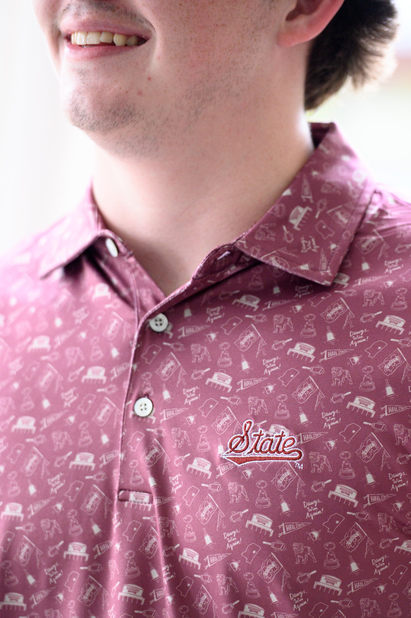 Mississippi State Maroon Men’s Patterned Polo with the Script State Logo embroidery